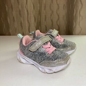 🌺 Carter's Porto Baby Girl's 5 Grey Pink Silver Sneaker Easy On